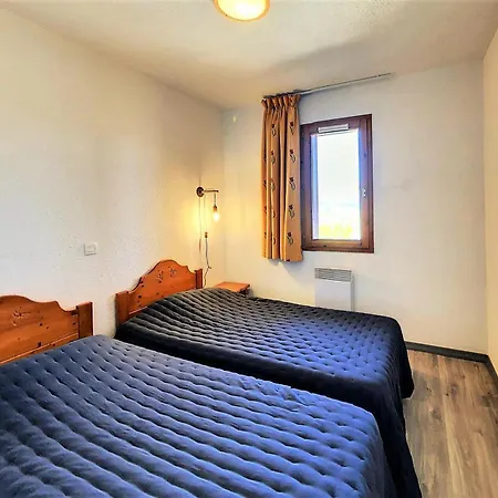 Pistes - 2 Pieces 4 Personnes Mae-5384 *